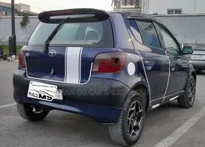 Toyota Vitz 2001 Blue