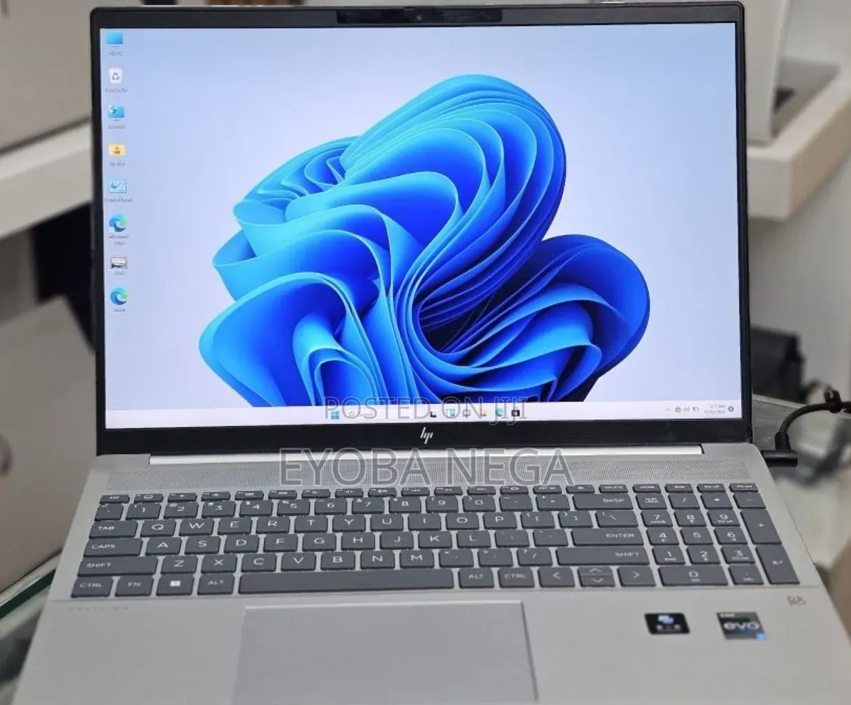 New Laptop HP Pavilion 15 16GB Intel Core i7 SSD 1T