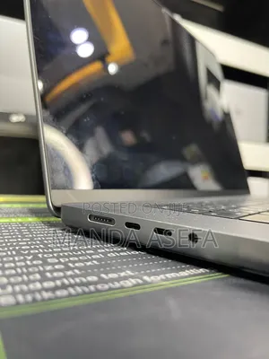 New Laptop Apple MacBook Pro M1 16GB Apple M1 Pro SSD 512GB