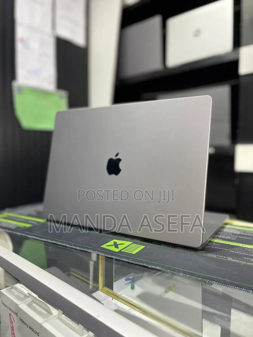 New Laptop Apple MacBook Pro M1 16GB Apple M1 Pro SSD 512GB