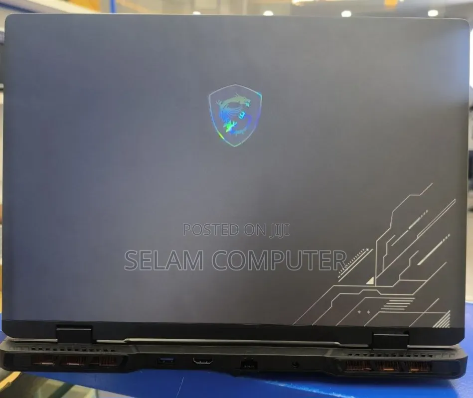New Laptop MSI Vector 16 HX AI A2XWIG 16GB Intel Core Ultra 9 SSD 1T