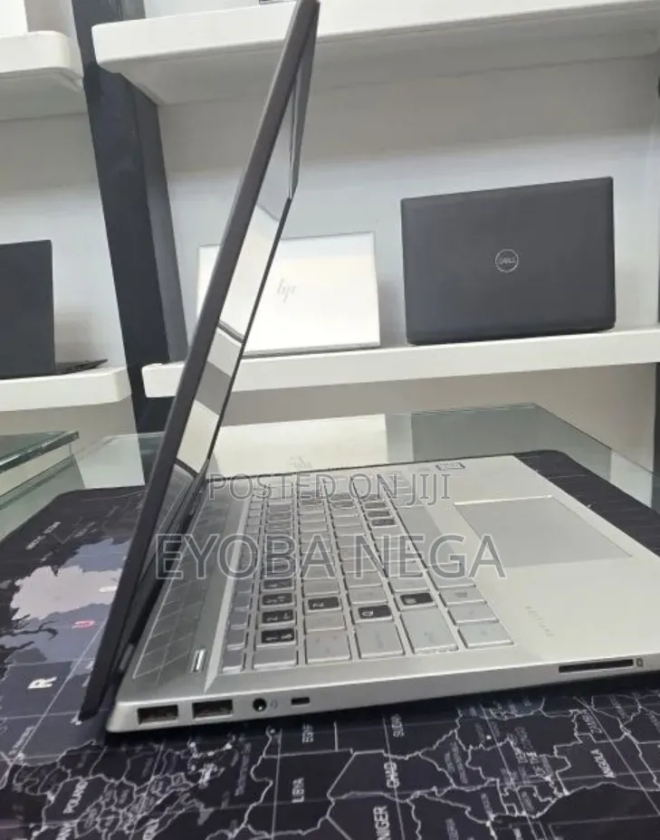 New Laptop HP Pavilion 14 8GB Intel Core i5 SSD 256GB