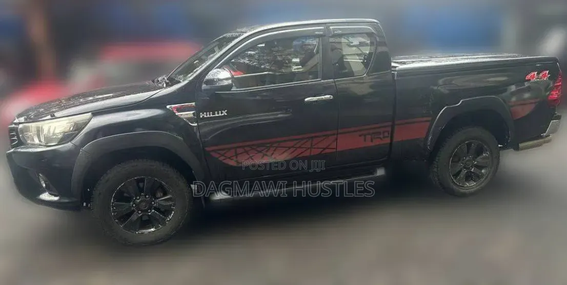 Toyota Hilux Revo Smart Cab Deisel 2.4 AWD 2017 Black
