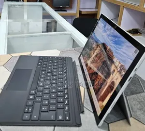 New Laptop Microsoft Surface Pro 7 8GB Intel Core i5 SSD 256GB