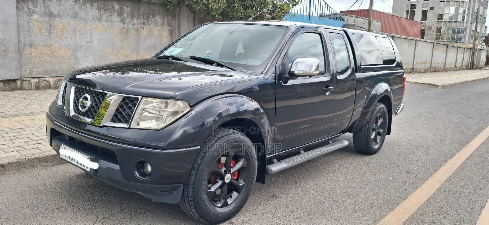 Nissan Navara 2009 Black