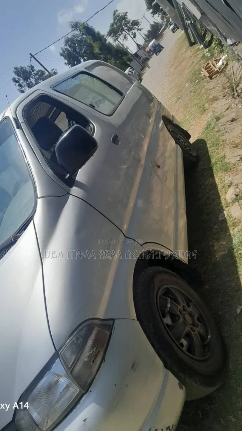 Toyota HiAce 1998 Silver