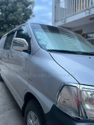 Toyota HiAce 2009 Silver