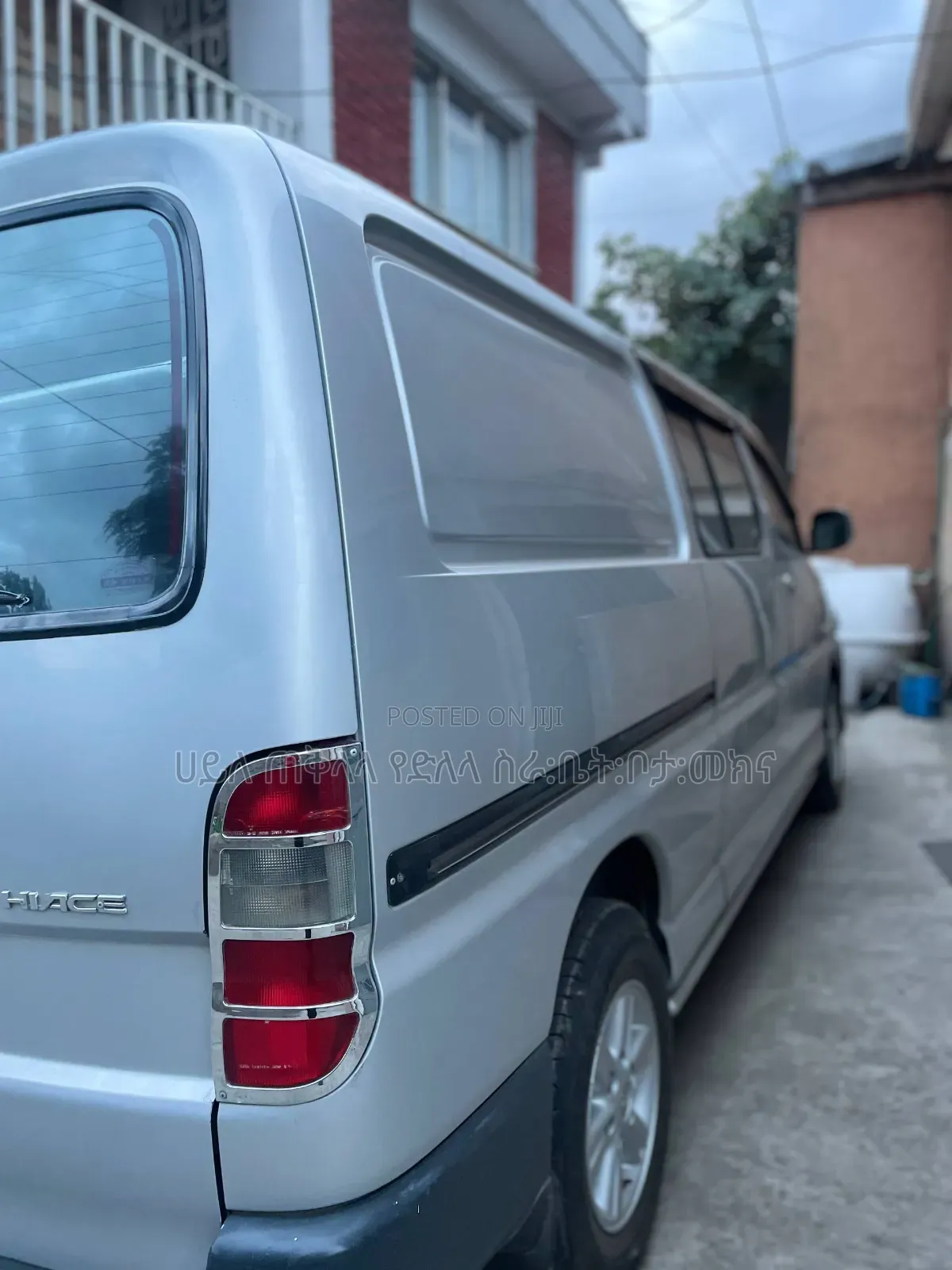 Toyota HiAce 2009 Silver