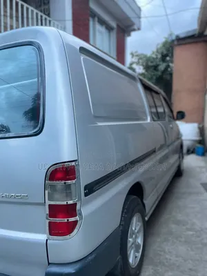 Toyota HiAce 2009 Silver
