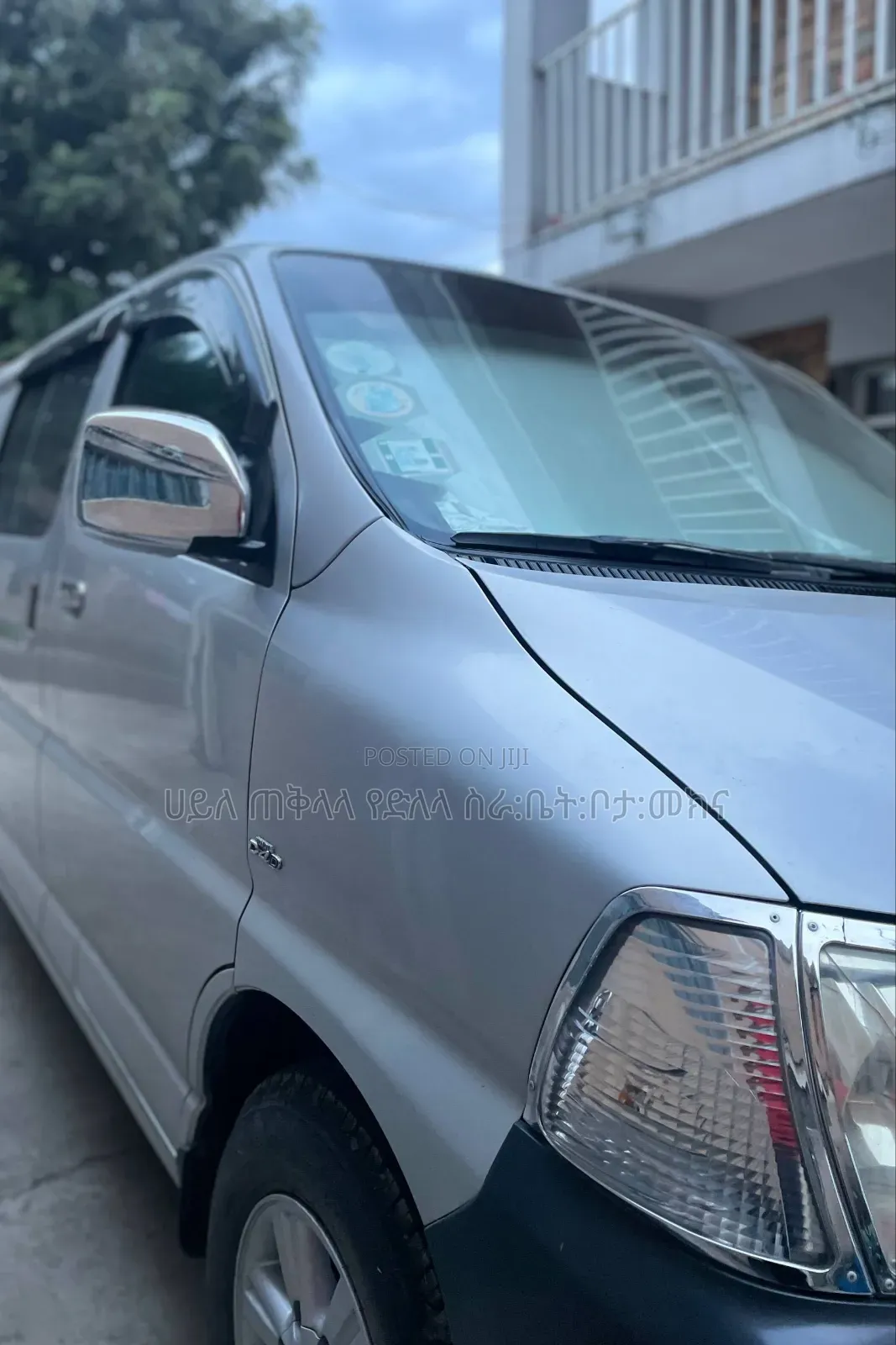 Toyota HiAce 2009 Silver