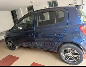 Toyota Vitz 1.0 FWD 3dr 2002 Blue