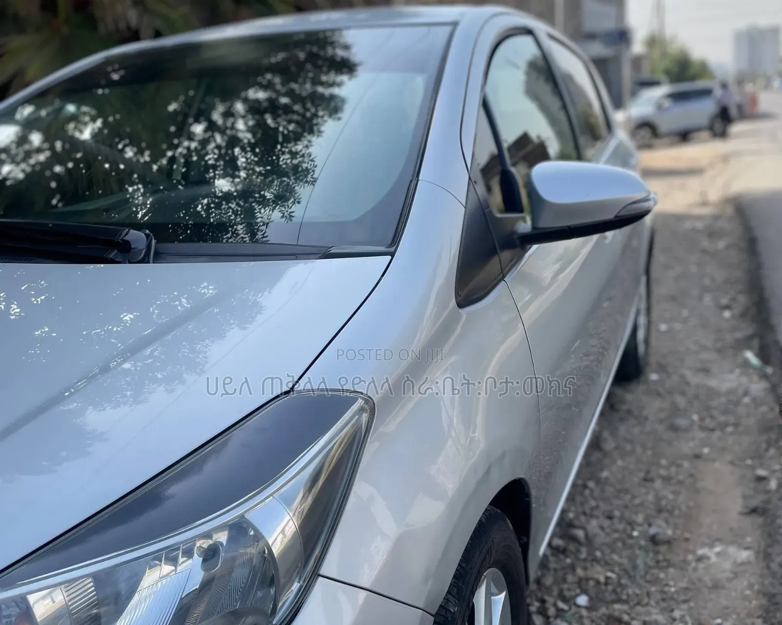 Toyota Yaris 2012 Silver