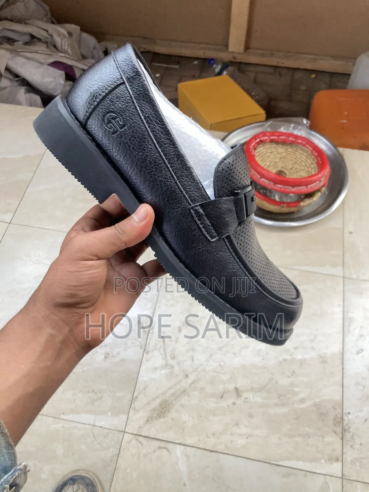 Colehot Black Loafers: