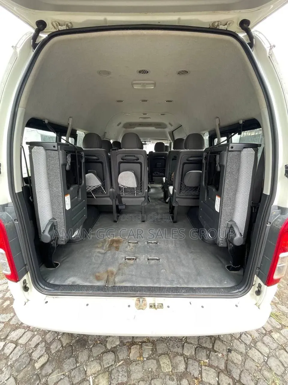 Toyota HiAce 2020 White