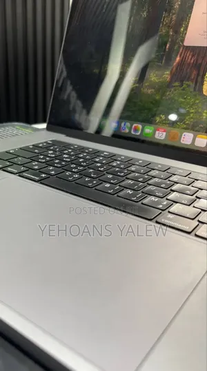 New Laptop Apple MacBook Pro 2020 M1 16GB Apple M1 Pro SSD 512GB