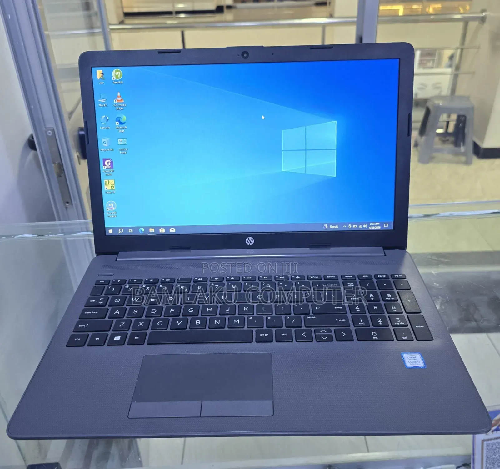 New Laptop HP Stream Notebook 8GB Intel Core i7 HDD 1T