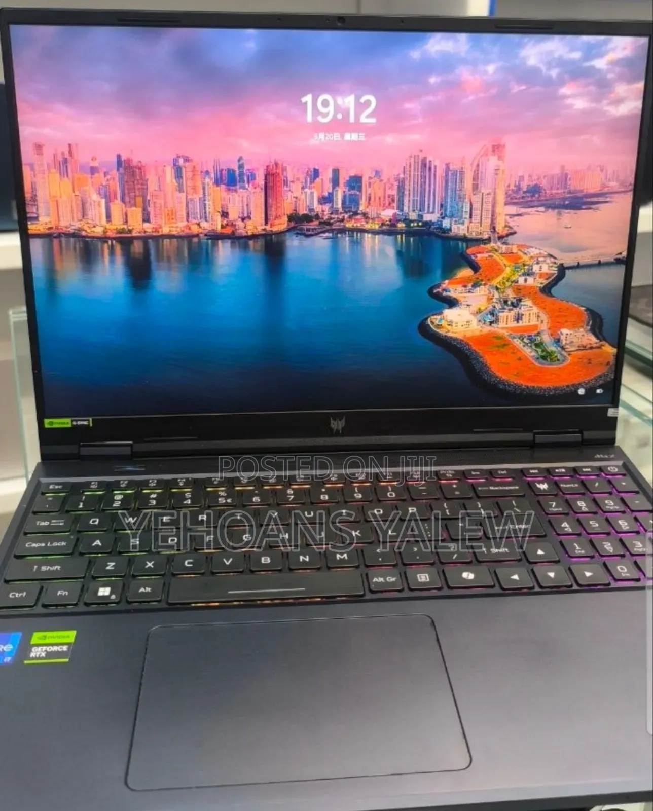 New Laptop MSI Vector 16 HX AI A2XWIG 16GB Intel Core Ultra 9 SSD 1T