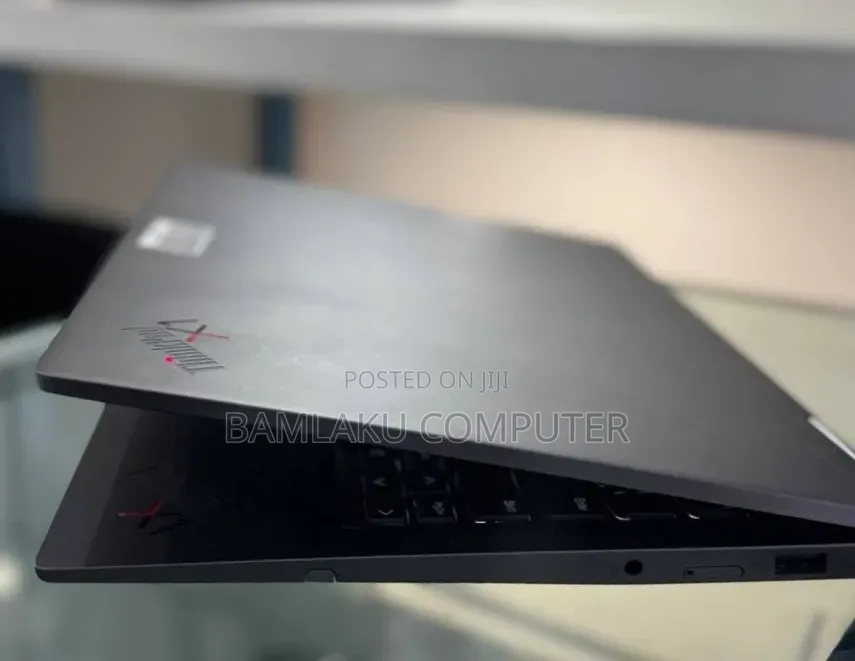 New Laptop Lenovo ThinkPad X1 Yoga 16GB Intel Core i7 SSD 512GB