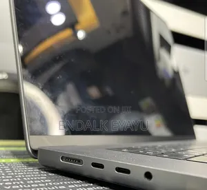 New Laptop Apple MacBook Pro M1 16GB Apple M1 Pro SSD 512GB