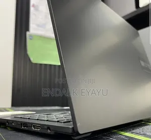 New Laptop Asus VivoBook 15 X505BA 16GB AMD Ryzen 5 SSD 512GB