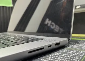 New Laptop Apple MacBook Pro M1 16GB Apple M1 Pro SSD 512GB