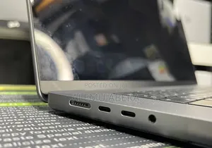 New Laptop Apple MacBook Pro M1 16GB Apple M1 Pro SSD 512GB
