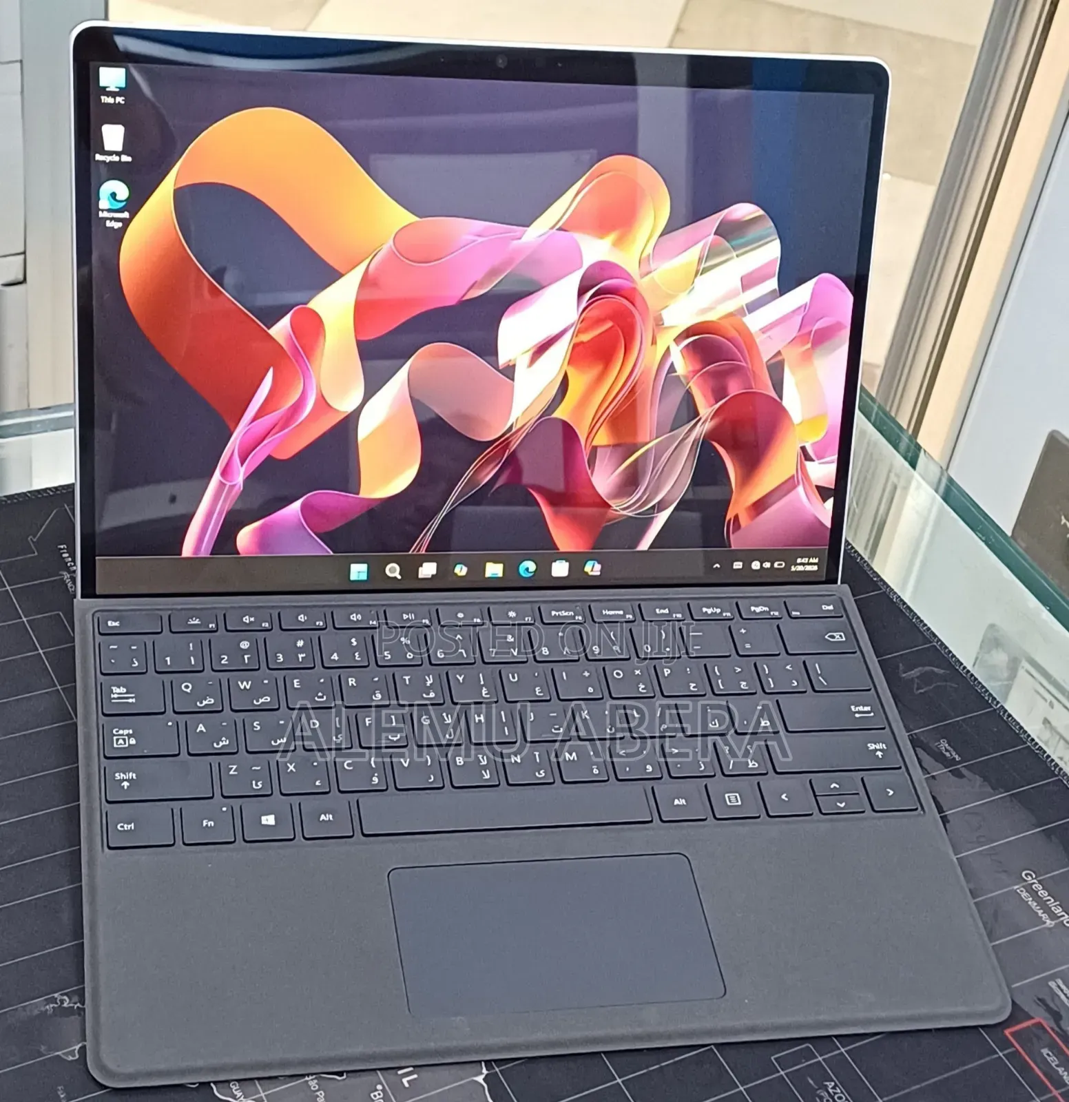 New Laptop Microsoft Surface Pro 9 16GB Intel Core i7 SSD 512GB