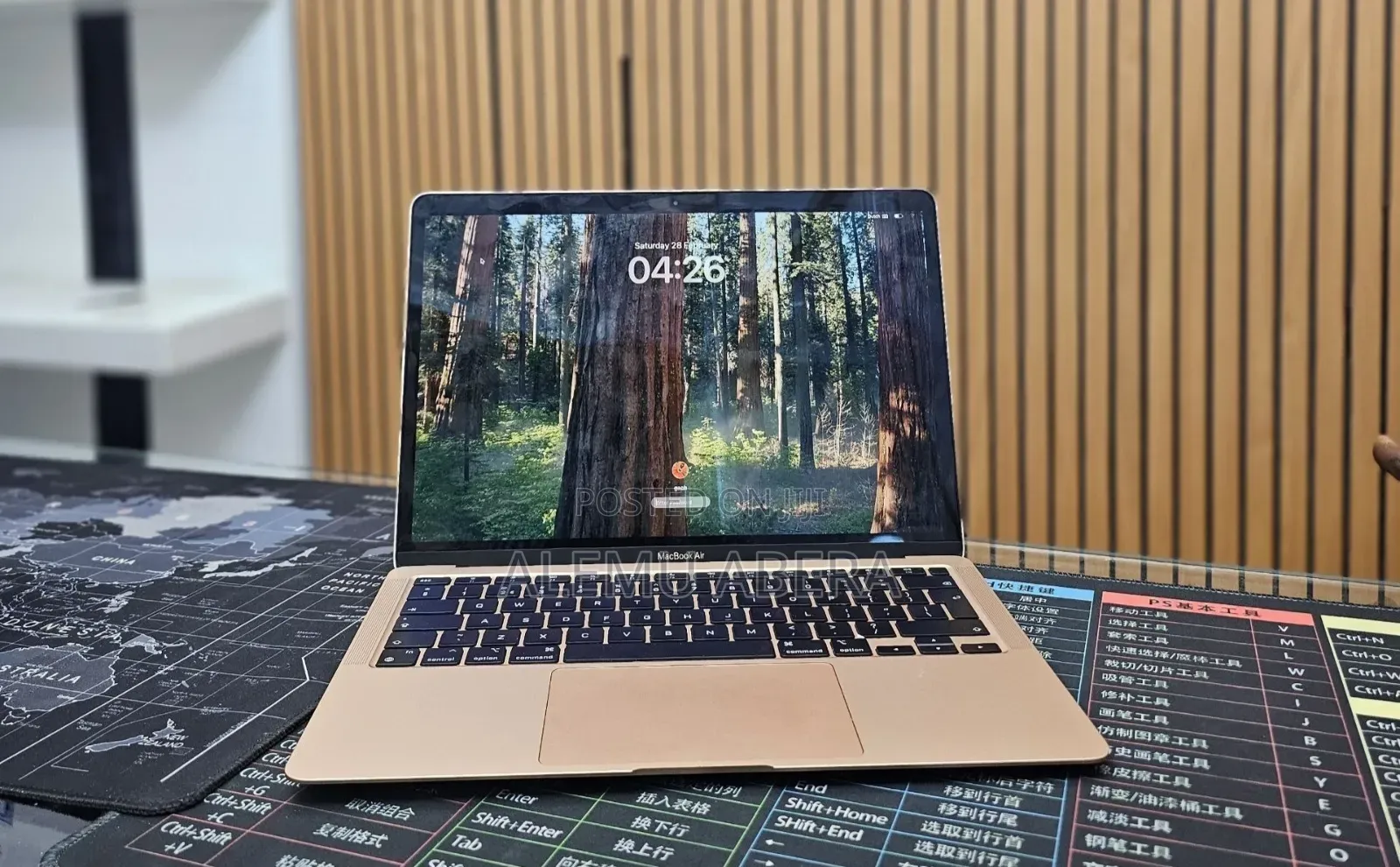 New Laptop Apple MacBook Air 2020 M1 8GB Apple M1 SSD 256GB