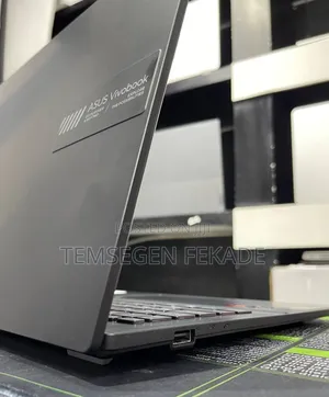 New Laptop Asus VivoBook 15 X505BA 16GB AMD Ryzen 7 SSD 512GB