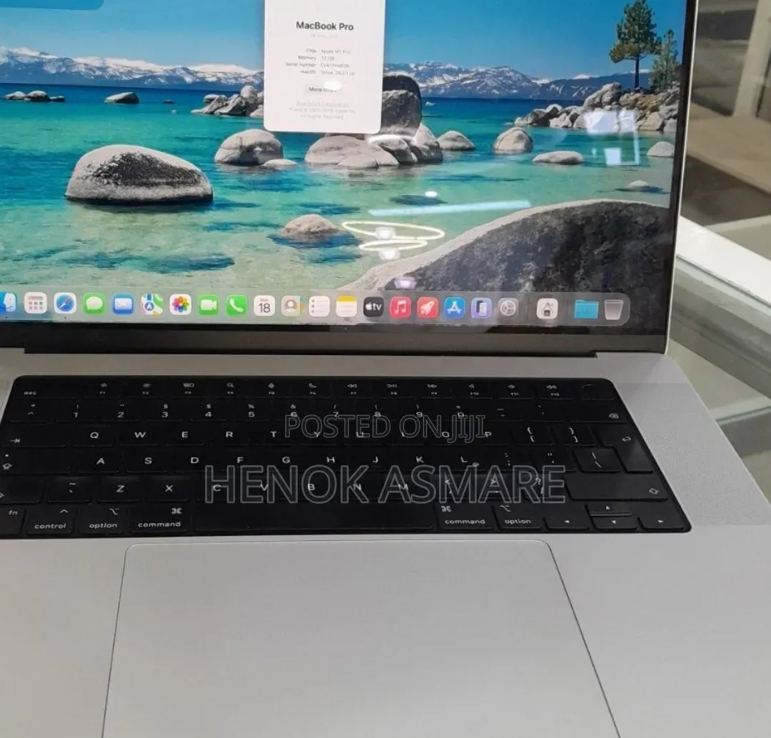 New Laptop Apple MacBook Pro 32GB Apple M1 SSD 512GB