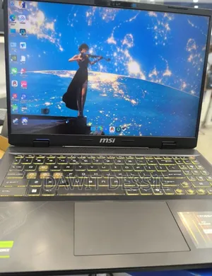 New Laptop MSI Vector 16 HX AI A2XWIG 16GB Intel Core Ultra 9 SSD 1T