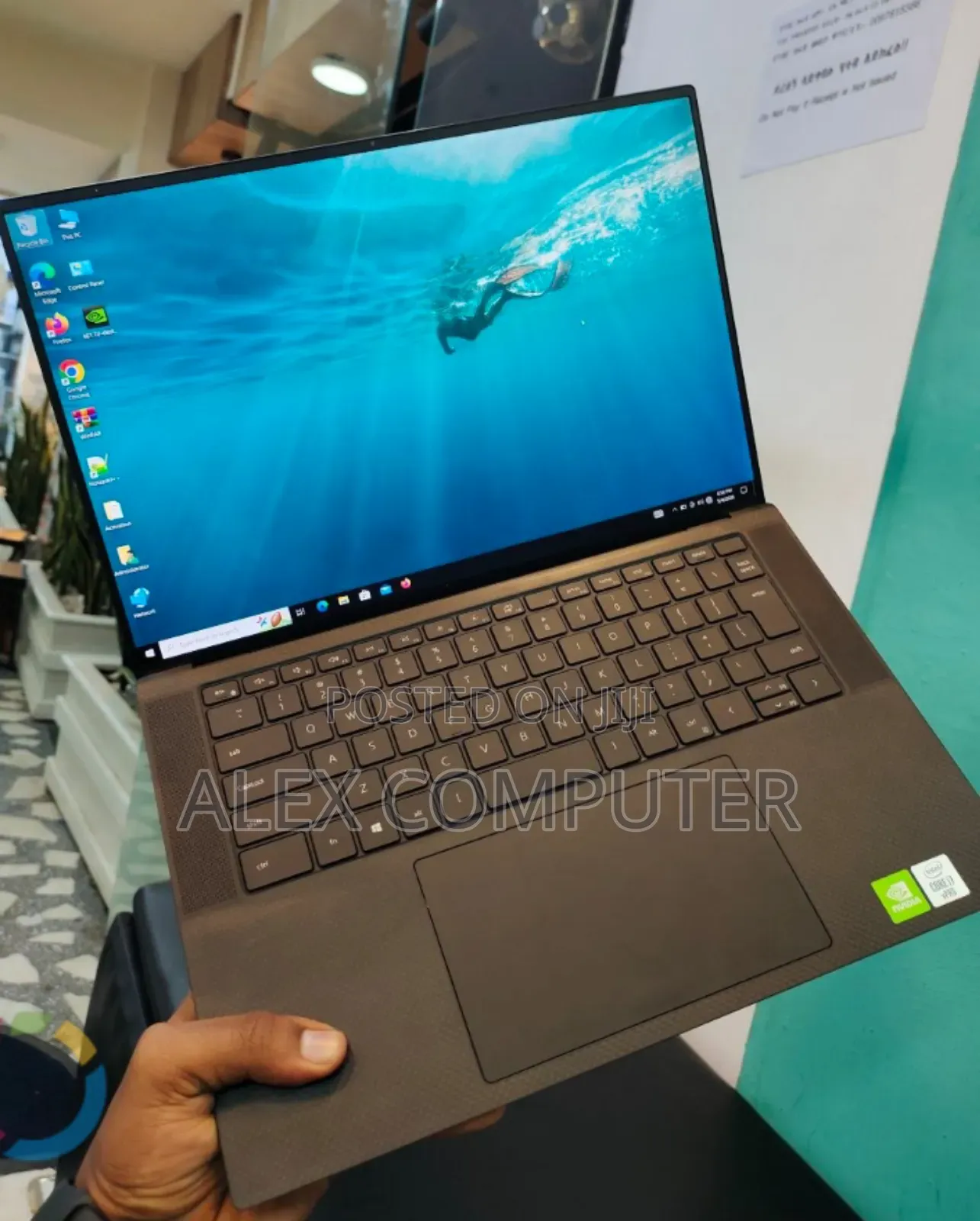 New Laptop Dell Precision 5550 16GB Intel Core i7 SSD 512GB