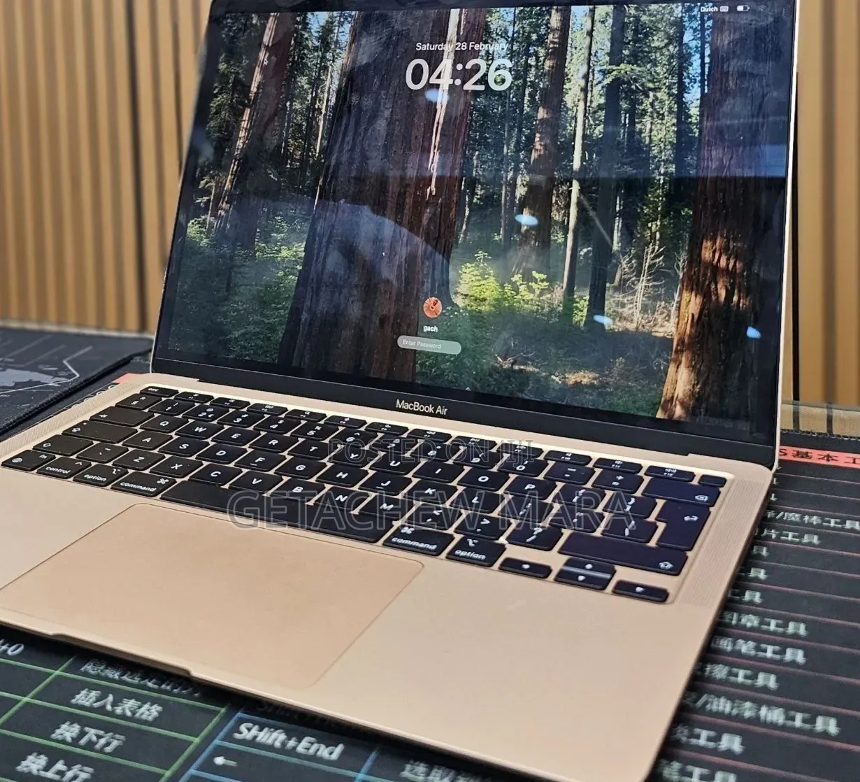 New Laptop Apple MacBook Air 2020 M1 8GB Intel SSD 256GB