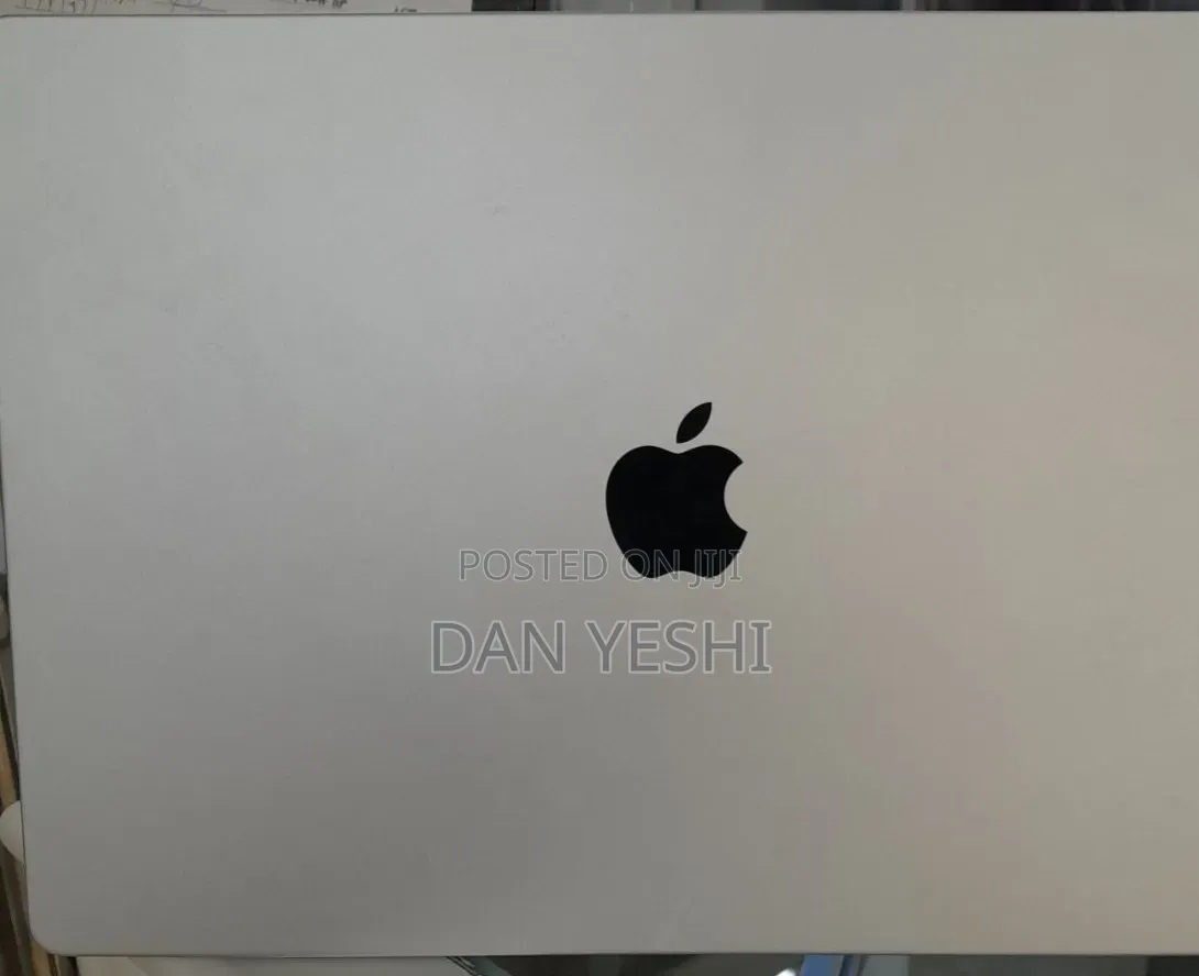 New Laptop Apple MacBook Pro 32GB Apple M1 Pro SSD 512GB