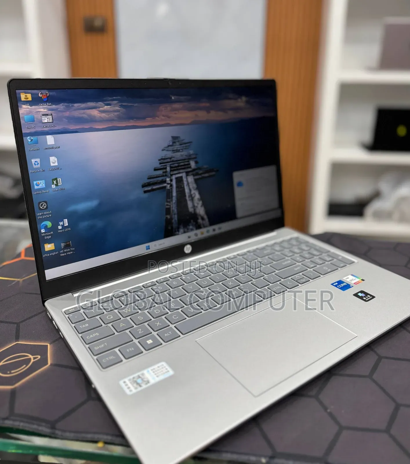 New Laptop HP Stream Notebook 16GB Intel Core i7 SSD 512GB