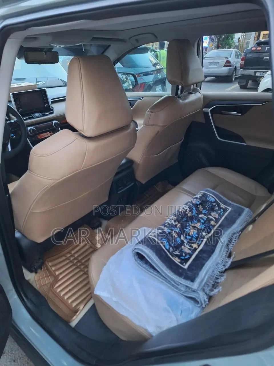 Toyota RAV4 Limited AWD 2020 Gray
