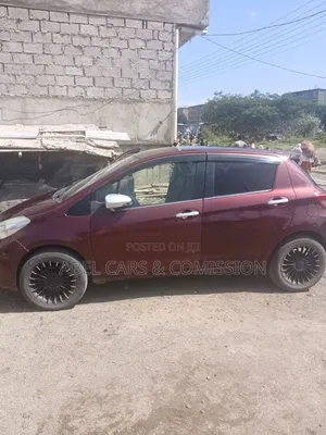 Toyota Yaris 2013 for Rent