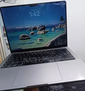 New Laptop Apple MacBook Pro 2021 M1 16GB Apple M1 Pro SSD 512GB