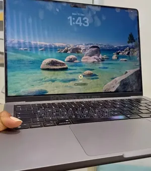 New Laptop Apple MacBook Pro M1 16GB Apple M1 Pro SSD 512GB