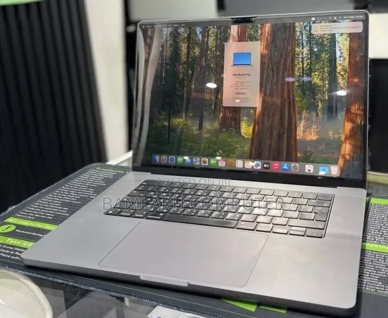 New Laptop Apple MacBook Pro 2021 M1 16GB Apple M1 Pro SSD 512GB