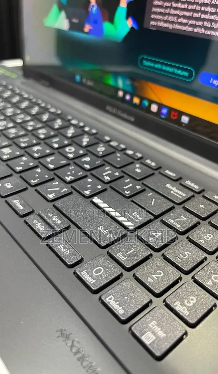 New Laptop Asus VivoBook 15 X505BA 16GB AMD Ryzen 5 SSD 512GB