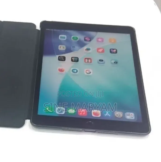 New Apple iPad 10.2 (2019) 64 GB Black