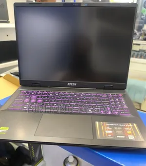 New Laptop MSI Vector 16 HX AI A2XWIG 16GB Intel Core Ultra 9 SSD 1T