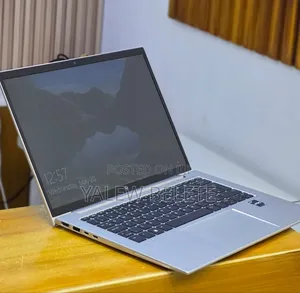 New Laptop HP EliteBook 840 G9 16GB Intel Core i7 SSD 512GB