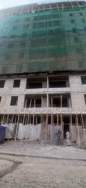 3bdrm Apartment in Emarosh, Nifas Silk-Lafto for sale