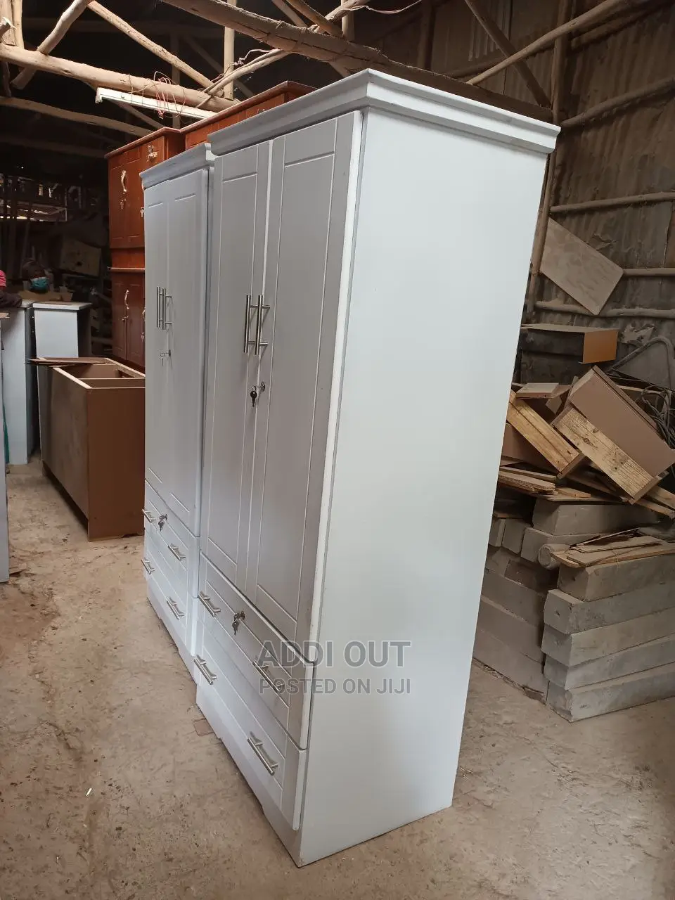 የልብስ ቁምሳጥን