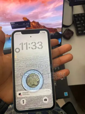 Apple iPhone 11 64 GB White