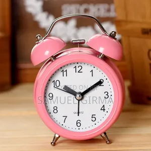 - በባትሪ የሚሰራ Quartz Alarm Clock