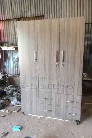 Gray Laminated MDF Luxury MDF Closet