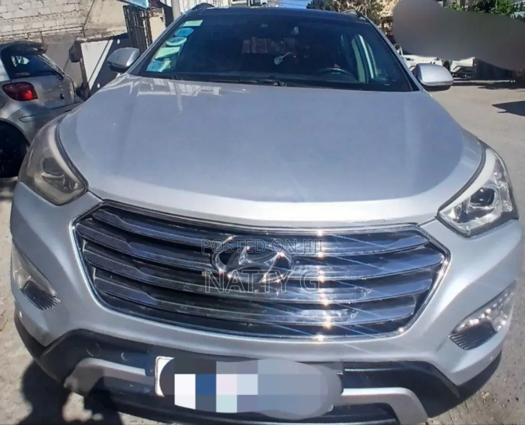 Hyundai Santa Fe 2016 Silver